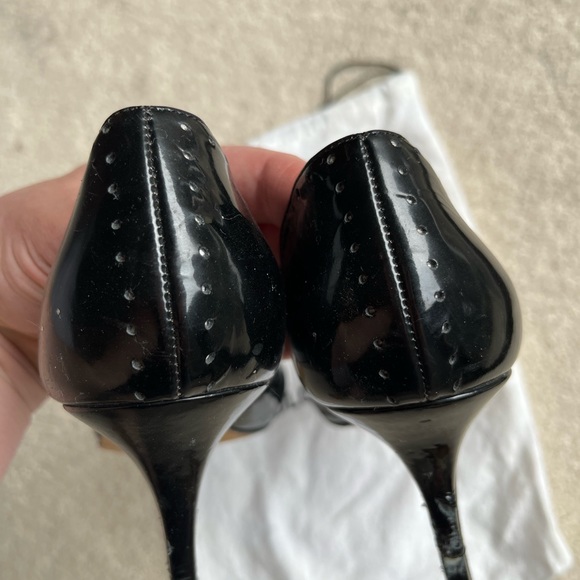 Manolo Blahnik Patent Leather Black - Picture 6 of 9